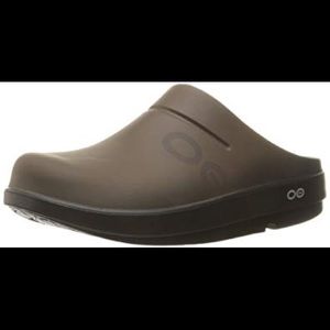 MEN'S OOCLOOG SPORT CLOG - BROWN